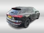 Audi E-tron e-tron 50 quattro Launch edition Black 71 kWh / Panoramadak / 20'' / Luchtvering / Parkeerhulp V+A / ACC / Navigatie / Stoelverwarming