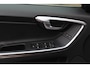 Volvo XC60 2.4 D4 Polar+ / Trekhaak / Panoramadak / Camera / Standverwarming / Leder&Alcantara / 18'' / Keyless / Navigatie / Stuur+Stoelverwarming / Blis / DAB / ACC