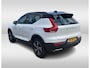 Volvo XC40 2.0 T4 R-Design / Trekhaak / Panoramadak / Camera / Harman Kardon / Leder&Alcantara / 19'' / Bliss / CarPlay / Stoelverwarming / DAB / ACC