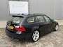 BMW 3-Serie Touring 318i E91 Executive 2008 / Leer / Trekhaak / Carplay breedbeeld / Stoelverwarming / NAP
