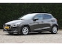 Mazda 2 1.5 Skyactiv-G Intro Edition / cruise control / navigatie / airconditioning / 2x USB / 4 elektrische ramen / trekhaak