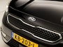 Kia Niro 1.6 GDi Hybrid Sport 142Pk Automaat (APPLE CARPLAY, NAVIGATIE, LEDEREN SPORTSTOELEN, STUUR/STOELVERWARMING, CAMERA, ADAPTIVE CRUISE, STOELKOELING, KEYLESS, TREKHAAK, NIEUWE APK, NIEUWSTAAT)