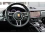 Porsche Cayenne Coupé 3.0 E-Hybrid Sport Design - Nederlandse Porsche - Dealer onderhouden 1e eigenaar Panoramadak - Luxe stoelen - Adaptive cruise control - 21 Inch Sport Chrono - Trekhaak wegklapbaar