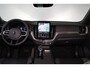 Volvo XC60 T6 Recharge AWD Ultra Black Edition - Panorama/schuifdak - IntelliSafe Assist & Surround - 360º Camera - Harman/Kardon audio - Adaptieve LED koplampen - Verwarmde voorstoelen, stuur & achterbank - Parkeersensoren voor & achter - Elektr. bedienb. voorstoelen met geheugen - Head up display - Draadloze tel. lader - Extra getint glas - 21' LMV