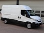 IVECO Daily 35S14 136pk Euro 6 - L2H2 - Trekhaak - Cruise - Airco