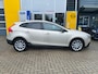 Volvo V40 Cross Country T3 Polar+ Luxury | STANDKACHEL| STOELVERWARMING| LEDER| CAMERA| HARMAN/KARDON| DAB| PANORAMADAK