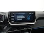 Peugeot 208 Hybrid 100 e-DCS6 GT | Panoramadak | Digital Cockpit | Blind Spot | Navigatie | Zondag Open!