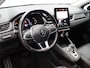 Renault Captur TCe 130pk Initiale Paris | Adaptieve cruisecontrol | Elektrische bestuurdersstoel | Trekhaak | Stoel- en Stuurverwarming | Lederen bekleding |