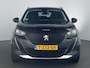Peugeot e-2008 EV Allure 50 kWh | Stoelverwarming | Clima | Camera | Cruise | | Achteruitrijcamera | Airco (automatisch) | Buitenspiegels elektrisch verstel- en verwarmbaar