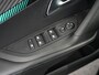 Peugeot e-2008 EV Allure 50 kWh | Stoelverwarming | Clima | Camera | Cruise | | Achteruitrijcamera | Airco (automatisch) | Buitenspiegels elektrisch verstel- en verwarmbaar
