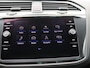 Volkswagen Tiguan 1.5 TSI Comfortline 130PK Trekhaak, Alarm, Navi, PDC voor en achter, 17" LM Velgen