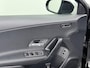 Mercedes-Benz A-klasse 250 e | Trekhaak Wegklapbaar | Distronic Cruise Control | Smartphone Integratie | Stuurwiel Verwarmd | Advance Sound System | Achteruitrij Camera | Multibeam LED Koplampen