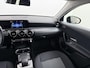 Mercedes-Benz A-klasse 250 e | Trekhaak Wegklapbaar | Distronic Cruise Control | Smartphone Integratie | Stuurwiel Verwarmd | Advance Sound System | Achteruitrij Camera | Multibeam LED Koplampen