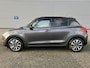 Suzuki Swift 1.0 Stijl Smart Hybrid | Climate Control | Cruise Control | Two-Tone lak | Meest Luxe Uitvoering