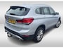 BMW X1 sDrive20i Business Edition (179PK) 1e-Eig. & -Onderh. Trekhaak. BOVAG-Garantie. NL-Auto.
