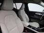 Volvo XC40 T5 Recharge Bussines Pro | Automaat | Apple Carplay / Android Auto | Leder | Achteruitrijcamera | Parkeersensoren | Stoel- Stuurverwarming | Navigatie | Virtual Cockpit | lichtmetalen Velgen |