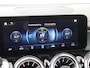 Mercedes-Benz EQB 300 4MATIC AMG Line 67 kWh / Stoelverwarming / Achteruitrijcamera / Panorama-schuifdak / Rij-Assistentiepakket / Memory-Stoelen /