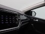 Volkswagen T-Roc 1.5 TSI Sport 150PK DSG Achteruitrijcamera, Alarm, Trekhaak, Virtual Cockpit, Elektr. Achterklep, 18" LM Velgen, Stoelverwarming, Navi, Adaptieve Cruise Controle