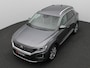 Volkswagen T-Roc 1.5 TSI Sport 150PK DSG Achteruitrijcamera, Alarm, Trekhaak, Virtual Cockpit, Elektr. Achterklep, 18" LM Velgen, Stoelverwarming, Navi, Adaptieve Cruise Controle