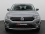 Volkswagen T-Roc 1.5 TSI Sport 150PK DSG Achteruitrijcamera, Alarm, Trekhaak, Virtual Cockpit, Elektr. Achterklep, 18" LM Velgen, Stoelverwarming, Navi, Adaptieve Cruise Controle