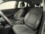 Hyundai Kona 1.6 GDI HEV Premium TREKHAAK | LEDER | FULL LED | 18 INCH VELGEN | UNIEKE KILOMETERSTAND EN ZEER COMPLEET! x