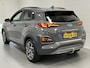 Hyundai Kona 1.6 GDI HEV Premium TREKHAAK | LEDER | FULL LED | 18 INCH VELGEN | UNIEKE KILOMETERSTAND EN ZEER COMPLEET! x