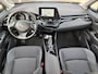 Toyota C-HR 2.0 HYBRID 184PK DYNAMIC NAVI KEYLESS CAMERA PARK-SENSOREN APPLE/ANDROID 18"LM-VELGEN NL-AUTO