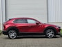 Mazda CX-30 2.0 e-SkyActiv-X M Hybrid Luxury / 1e Eigenaar / Lederen Bekleding / Afneembare Trekhaak / Elektrisch Bedienbare Bestuurdersstoel met Geheugen / Bose Audio / Adaptief Cruise Control / Stoel & Stuurverwarming / Navigatie / Apple Carplay & Android Auto /