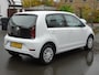 Volkswagen Up! 1.0 BMT move up! Automatische airco, navigatie, parkeersensoren, achteruitrijcamera, cruise controle, elektrische ramen, centrale vergrendeling, enz.
