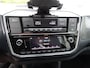 Volkswagen Up! 1.0 BMT move up! Automatische airco, navigatie, parkeersensoren, achteruitrijcamera, cruise controle, elektrische ramen, centrale vergrendeling, enz.