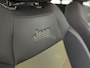 Jeep Avenger 1st Edition 54 kWh Navigatie I Apple carplay/Android auto I Achteruitrij camera I Stoel verwarming