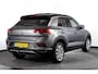 Volkswagen T-Roc 2.0 TSI 190 PK 4Motion Sport - Automaat Orig. NL | S/K-Panodak | Adapt. Cruise | Stoelverw. | PDC | NAV + App. Connect | ECC | Afn. Trekhaak | DAB | LM 17" |