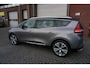 Renault Grand Scenic 1.2 TCE COLLECTION LUXE NL AUTO PERFECT ONDERHOUDEN! DEC 2017 7P 7ST FULL LED CAMERA 20INCH 4X ALL SEASON BANDEN NAVI APPS KEYLESS CLIMA CRUISE PDC V+A BLUETOOTH 1/2LEDER ENZ...
