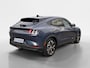 Ford Mustang Mach-E Extended RWD 98 kWh | Panoramadak | Elektr. verstelbare voorstoelen | Adaptieve Cruise Control | Rondomzicht camera | Elektrische achterklep |