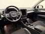 Volvo XC40 T3 163pk Automaat Momentum Pro / Adapt.. Cruise / BLIS / Elektr. Trekhaak / Verw. Voorruit / PDC + Camera / Lane Keeping Aid / Noodreservewiel / Elektr. Achterklep /