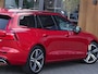 Volvo V60 T8 390PK Twin Engine / AWD / R Design / LED