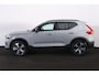 Volvo XC40 T5 Recharge Plus Dark - IntelliSafe Assist - 360º Camera - Harman/Kardon audio - Verwarmde voorstoelen & stuur - Parkeersensoren voor & achter - Elektr. bedienb. voorstoelen met geheugen links - Draadloze tel. lader - Extra getint glas - 19' LMV