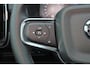 Volvo XC40 T5 Recharge Plus Dark - IntelliSafe Assist - 360º Camera - Harman/Kardon audio - Verwarmde voorstoelen & stuur - Parkeersensoren voor & achter - Elektr. bedienb. voorstoelen met geheugen links - Draadloze tel. lader - Extra getint glas - 19' LMV