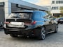 BMW 3-Serie Touring 320d xDrive M-SPORT ** LED, NAVI+, LEDER, PANORAMA, H&K, HuD, TREKH, 19-inch LMV ** 1e EIG - UNFALLFREI ** ** INFORMEER OOK NAAR ONZE AANTREKKELIJKE FINANCIAL-LEASE TARIEVEN **