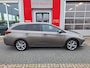 Toyota Auris Touring Sports 1.8 Hybrid Executive *Met trekhaak!*