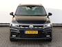 Volkswagen Tiguan Allspace 1.5 TSI Highline Business R 150 pk DSG | R-line | Trekhaak | Black Style | Panoramadak | Camera | Stoelverwarming | Navigatie | Keyless | Led Plus