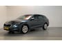 Skoda Octavia Combi 1.0 e-TSI DSG Business Edition Plus Stoelverwarming Sfeerverlichting Navigatie Adaptive Cruise