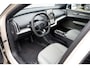 Volvo EX30 Single Motor Extended Range Plus 69 kWh Europa | Black Pack | Elektrisch verstelbare voorstoelen | Stoel- en stuuverwarming | Google Maps & Infotainment | Harman Kardon premium soundbar | Elektrisch bedienbare achterklep