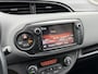 Toyota Yaris 1.3 VVT-i Aspiration / Climate Control / Eerste Eigenaar - NAP / Navigatie / Cruise Control / Camera / All-Season banden / Bluetooth