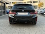 BMW 3-Serie Touring 320d xDrive M-SPORT ** LED, NAVI+, HALF-LEDER, PANO, H&K, HuD, TREKH, 19-inch LMV ** 1e EIG - UNFALLFREI ** ** INFORMEER OOK NAAR ONZE AANTREKKELIJKE FINANCIAL-LEASE TARIEVEN **