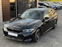 BMW 3-Serie Touring 320d xDrive M-SPORT ** LED, NAVI+, HALF-LEDER, PANO, H&K, HuD, TREKH, 19-inch LMV ** 1e EIG - UNFALLFREI ** ** INFORMEER OOK NAAR ONZE AANTREKKELIJKE FINANCIAL-LEASE TARIEVEN **