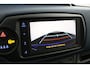 Toyota Yaris 1.5 Hybrid Bi-Tone | Climate control | Cruise control | Keyless | Parkeercamera |