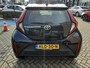 Toyota Aygo X PULSE AUTOMAAT STOELVERWARMING CLIMA KEYLESS ENTRY & START ANDROID & APPLE LM-VELGEN