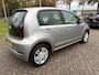 Volkswagen Up! 1.0 BMT high up! 5-Deurs | Automaat | Airconditioning | Elektrisch glazen panorama-dak | Parkpilot | Cruise control |Telefoon voorbereiding | LM-Velgen