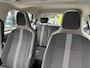Volkswagen Up! 1.0 BMT high up! 5-Deurs | Automaat | Airconditioning | Elektrisch glazen panorama-dak | Parkpilot | Cruise control |Telefoon voorbereiding | LM-Velgen